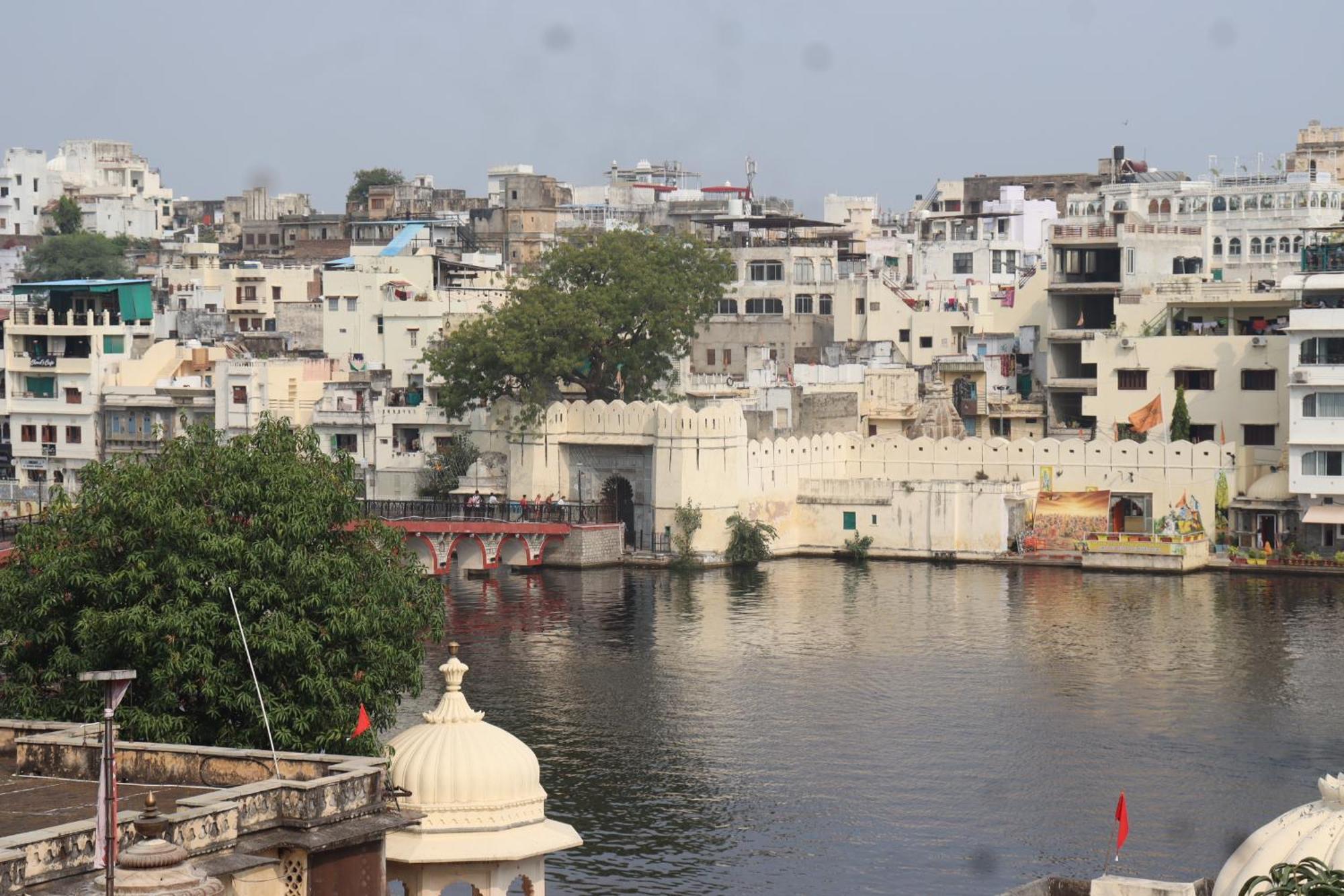 Hotel Shiv Palace Udaipur Buitenkant foto