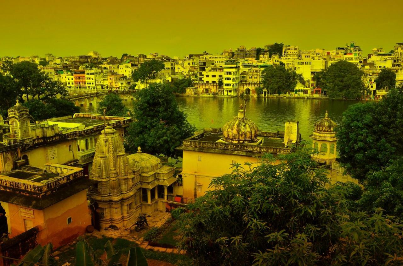 Hotel Shiv Palace Udaipur Buitenkant foto